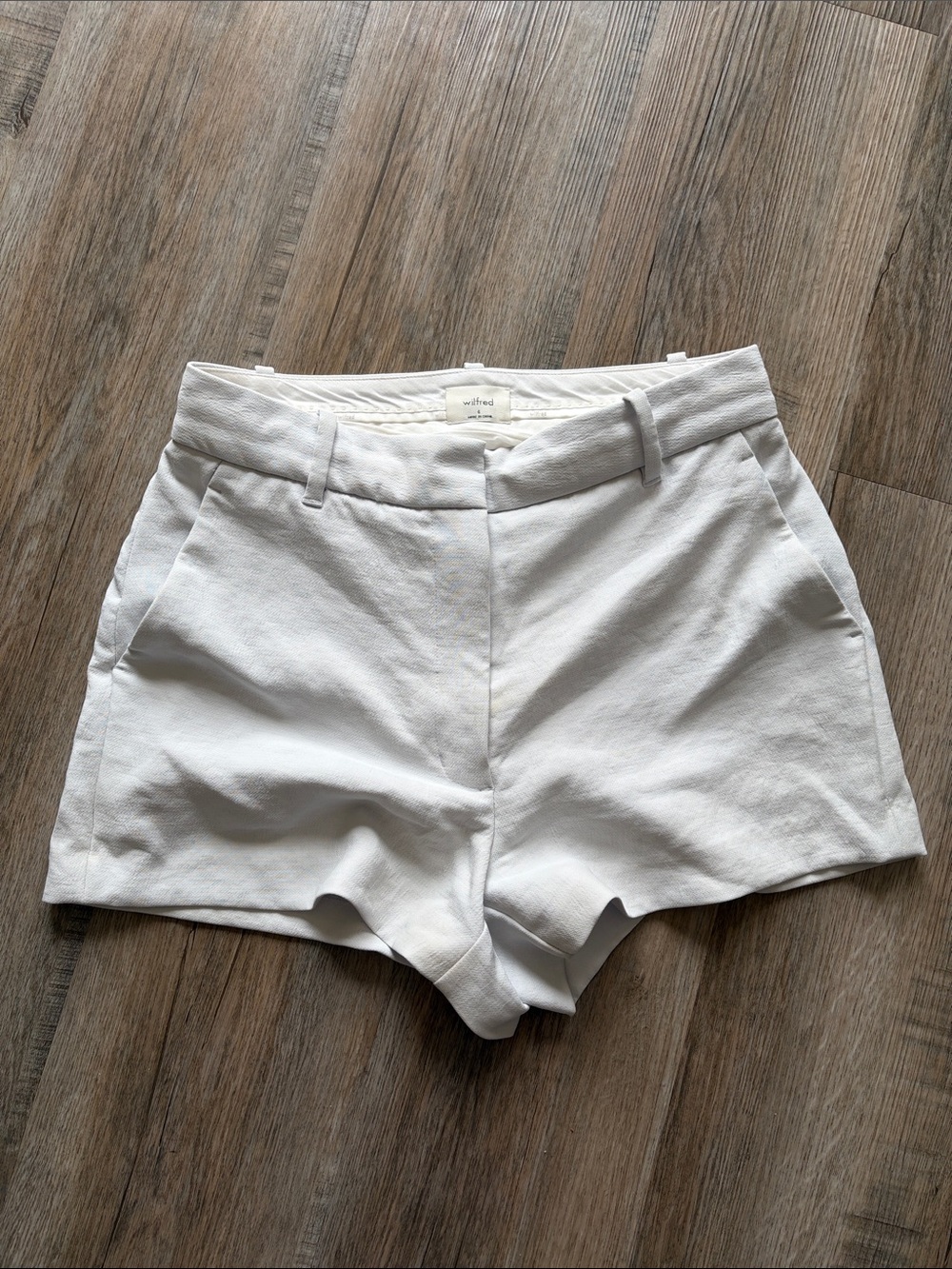 Wilfred Anthem Shorts in Frozen Grey Size 6